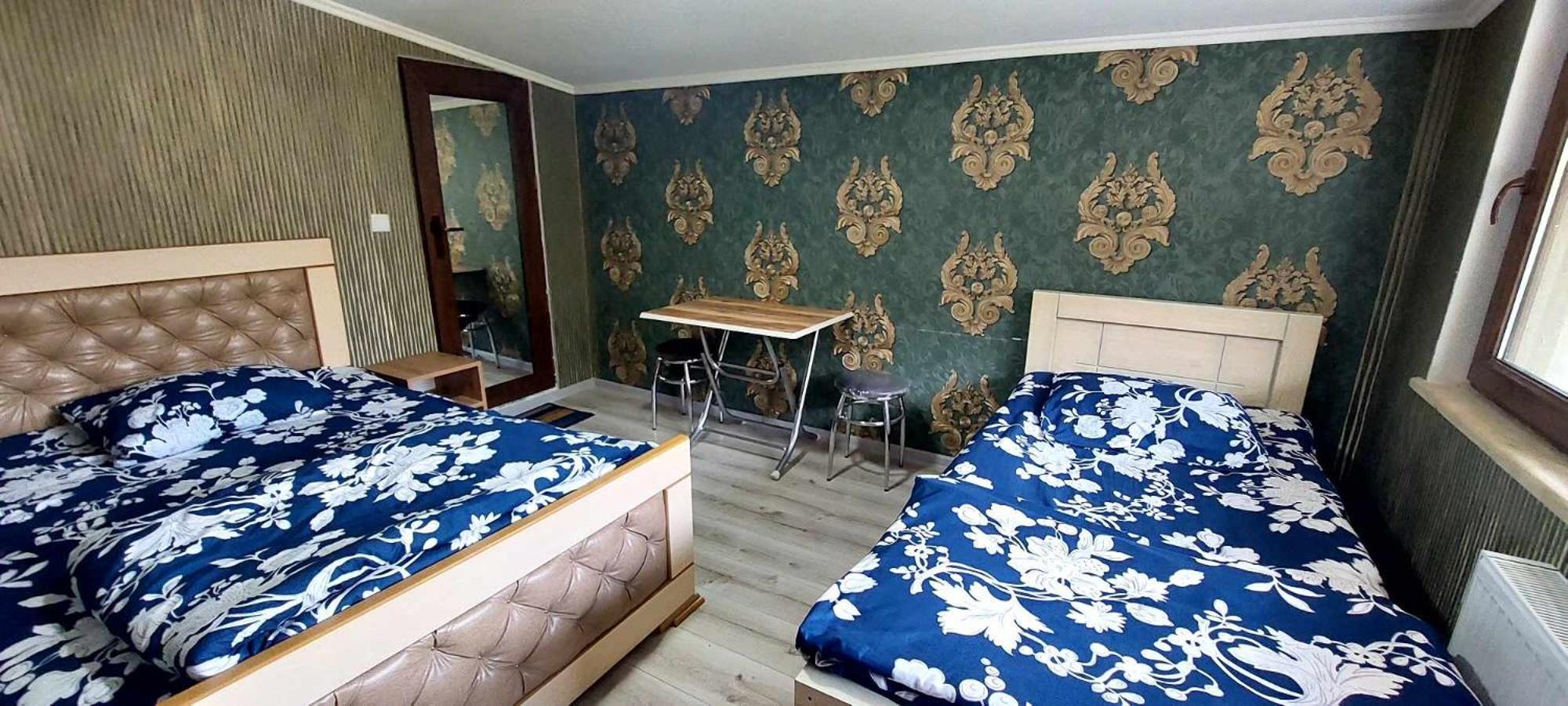 Гостевой дом Godogani Экстерьер фото
