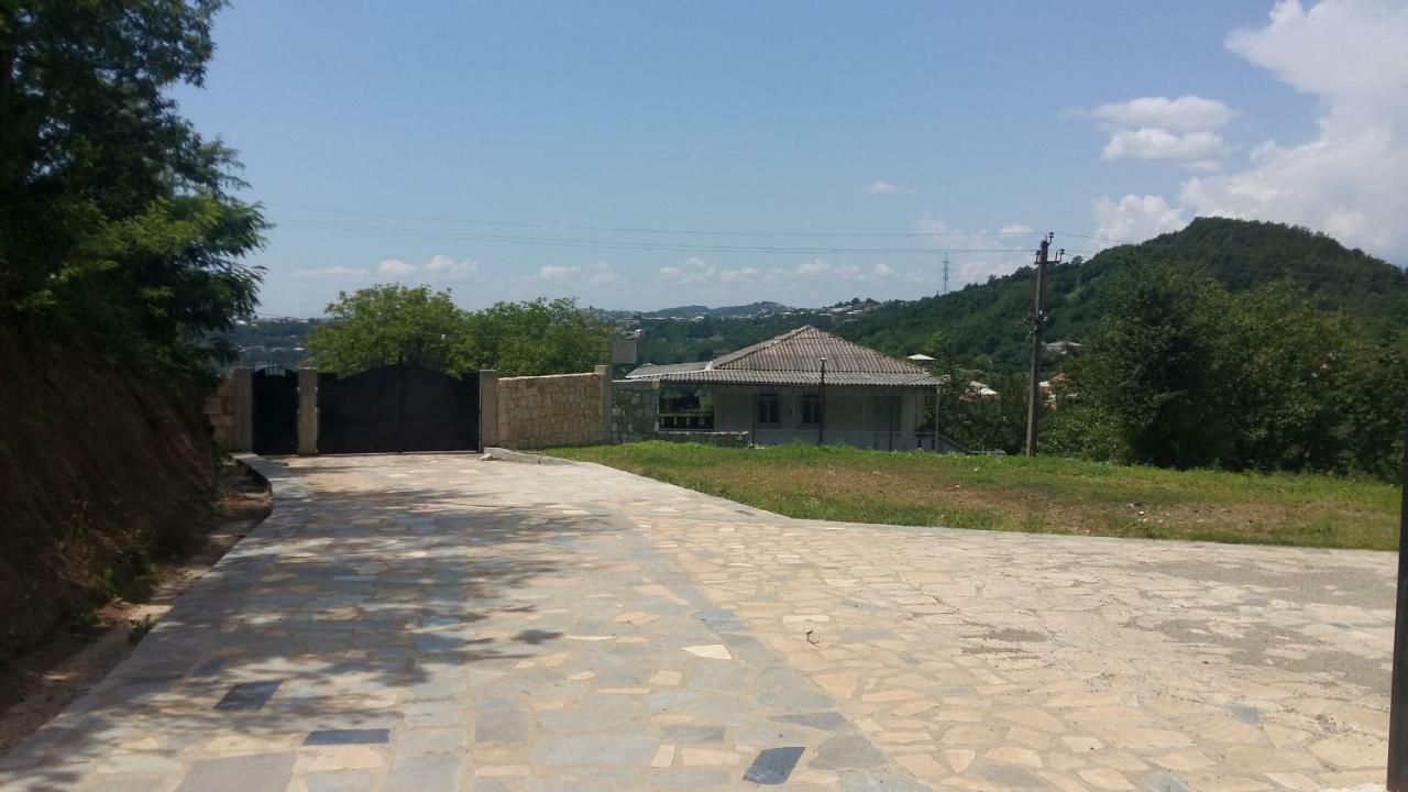 Гостевой дом Godogani Экстерьер фото