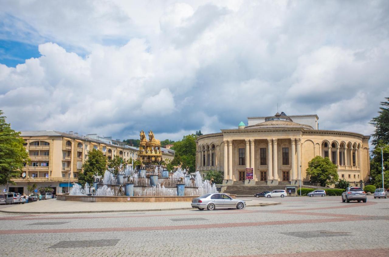 Гостевой дом Godogani Экстерьер фото